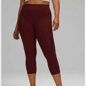 Wunder under high rise crop 25”